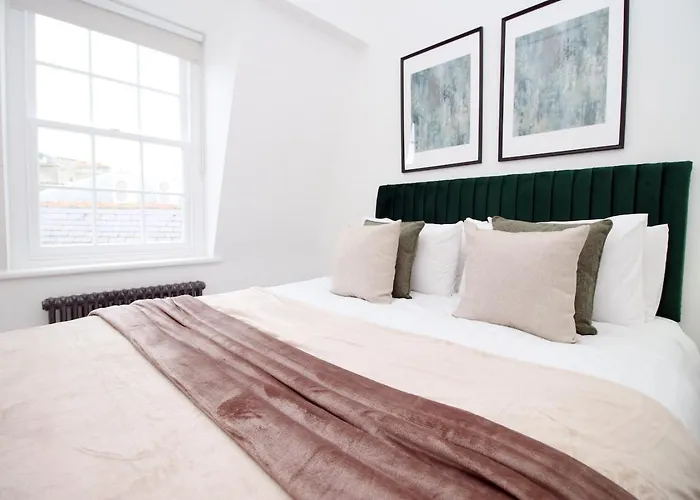 Heart Of Bath: Kingsmead Apartment