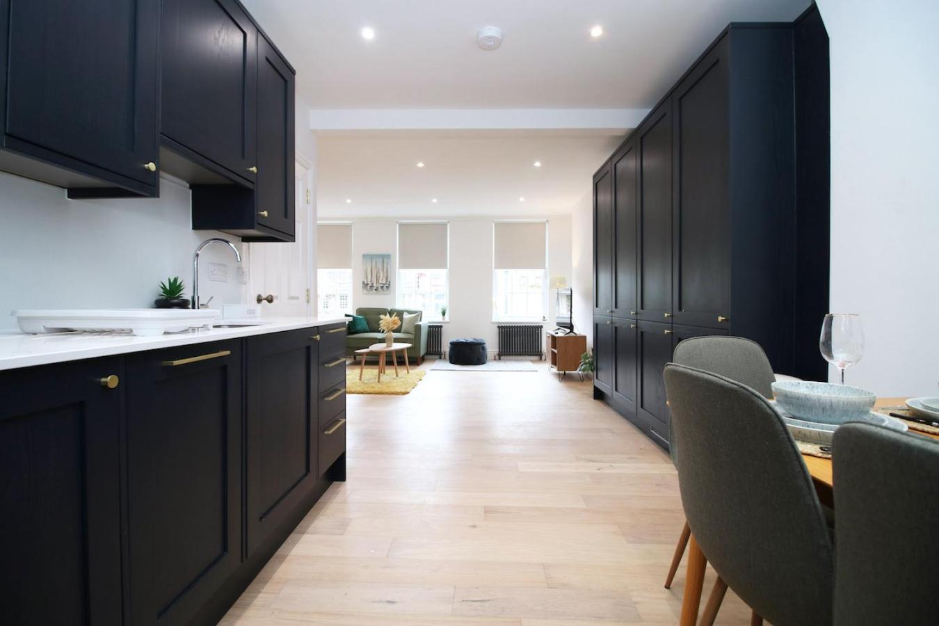 Heart Of Bath: Kingsmead * Бат